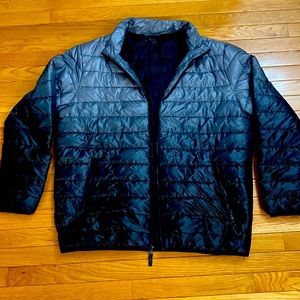 Jackson hole outerwear men’s 2 tone light puffy jacket size XL